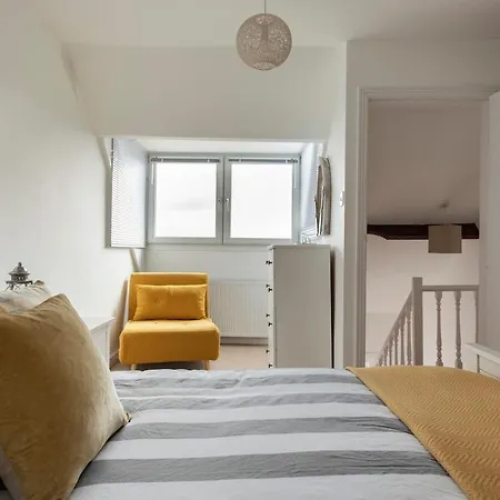 בית נופש Just Beachy - 2 Bedroom Traditional Cosy Fisherman's *