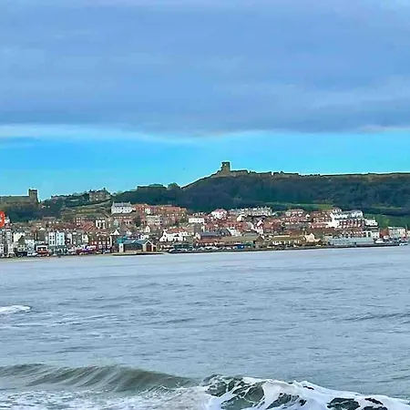 Just Beachy - 2 Bedroom Traditional Cosy Fisherman's Feriehus