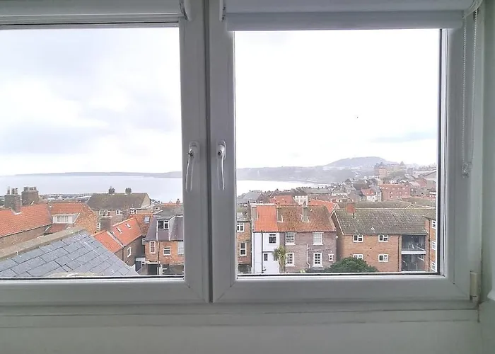 Just Beachy - 2 Bedroom Traditional Cosy Fisherman's *