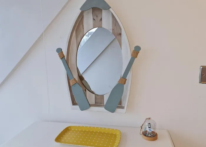 Just Beachy - 2 Bedroom Traditional Cosy Fisherman's بيت للعطل *